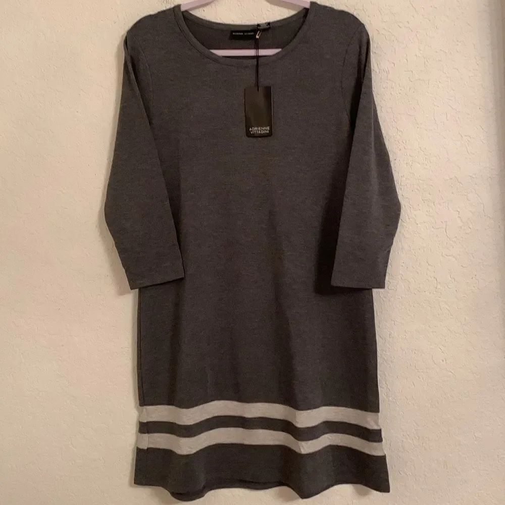 NWT Adrienne Vittadini Gray Knit Scoop Neck 3/4 Sleeves Striped Bottom Size L